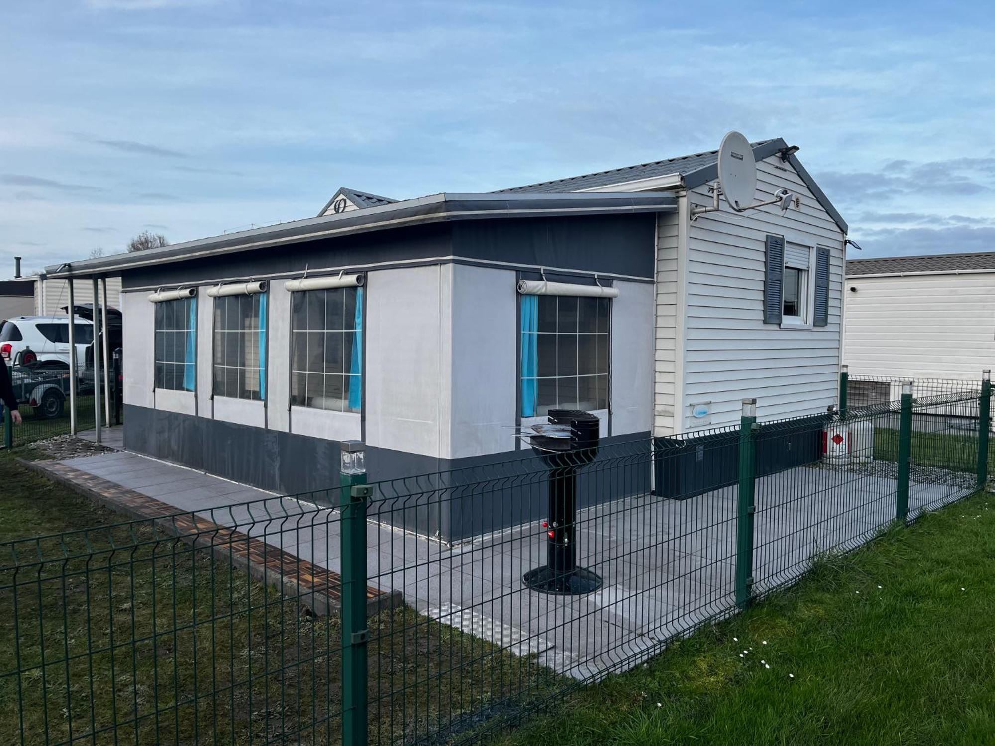 Luxe Stacaravan Albatros - 51 Bredene Exterior photo